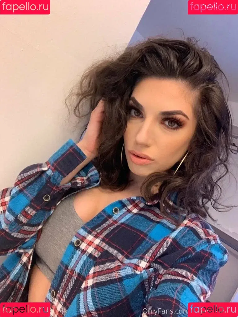 darciedolcexxx Onlyfans Photo Gallery 