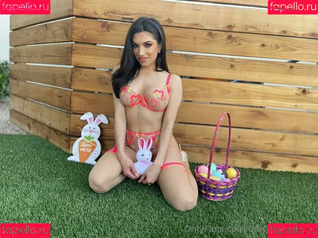 darciedolcexxx Onlyfans Photo Gallery 