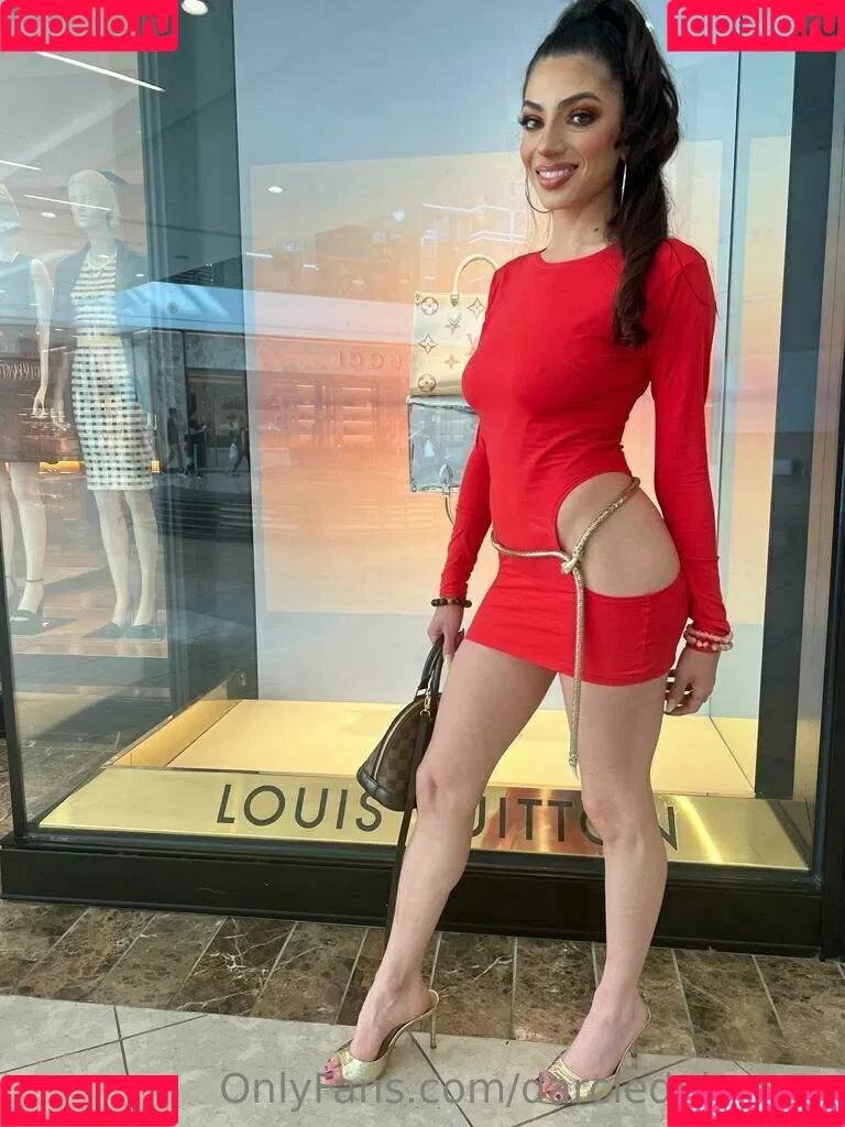 darciedolcexxx Onlyfans Photo Gallery 