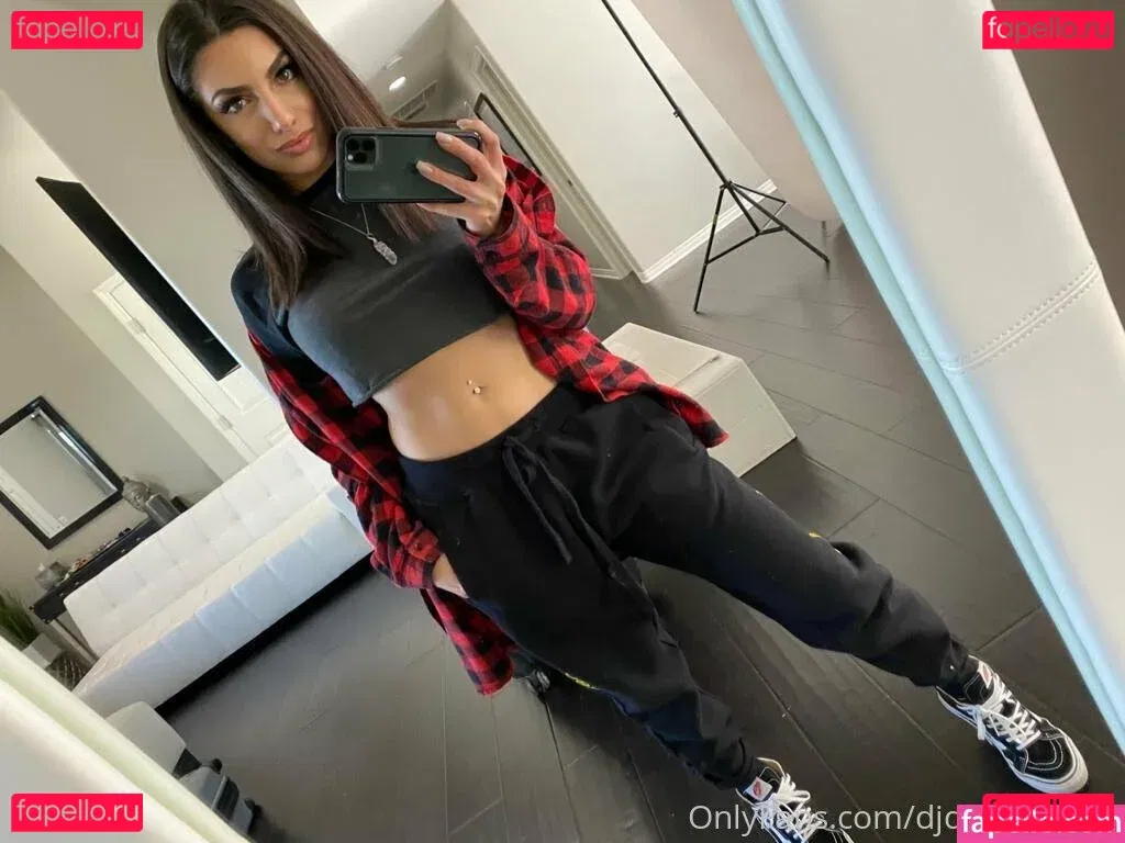 darciedolcexxx Onlyfans Photo Gallery 