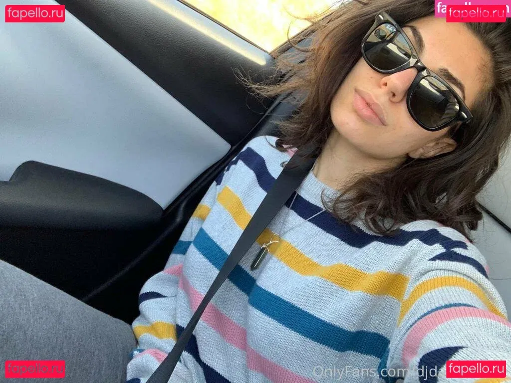 darciedolcexxx Onlyfans Photo Gallery 