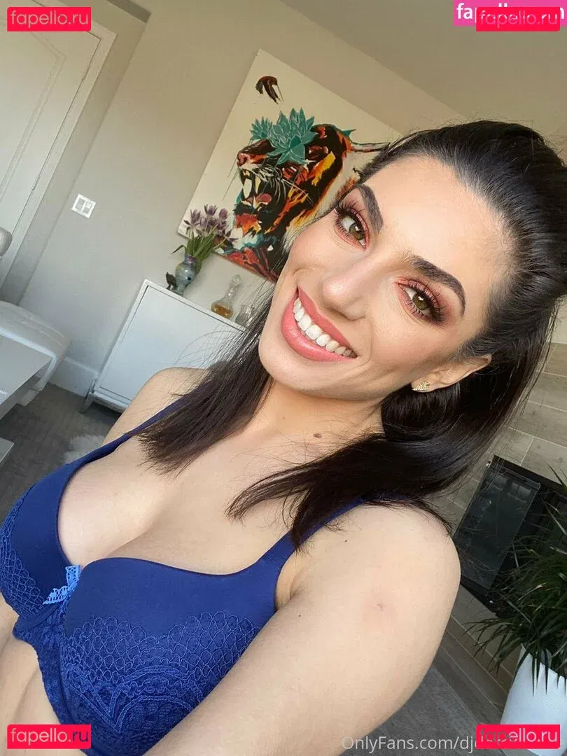 darciedolcexxx Onlyfans Photo Gallery 