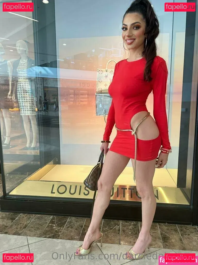 darciedolcexxx Onlyfans Photo Gallery 