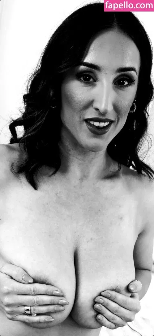 Stacey Poole Onlyfans Photo Gallery 