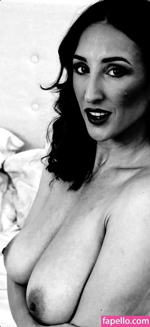 Stacey Poole Onlyfans Photo Gallery 