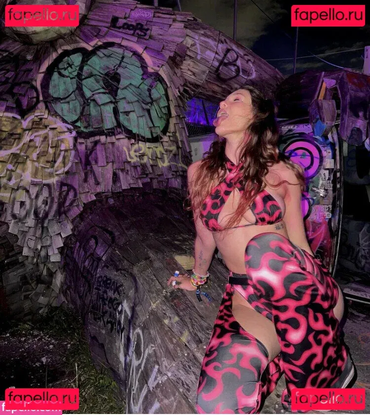 Miss.x.bee Onlyfans Photo Gallery 