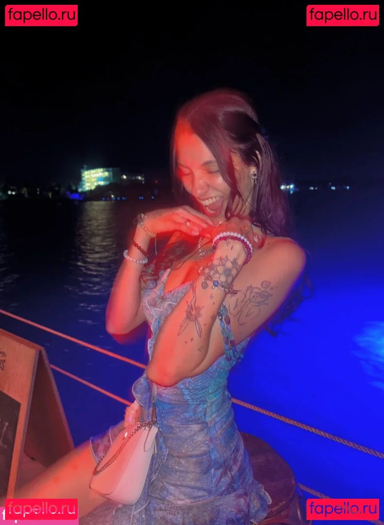 Miss.x.bee Onlyfans Photo Gallery 