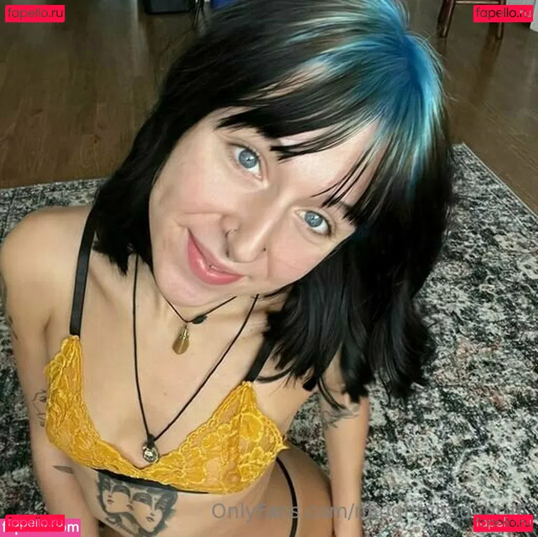 naughtybodybritt Onlyfans Photo Gallery 