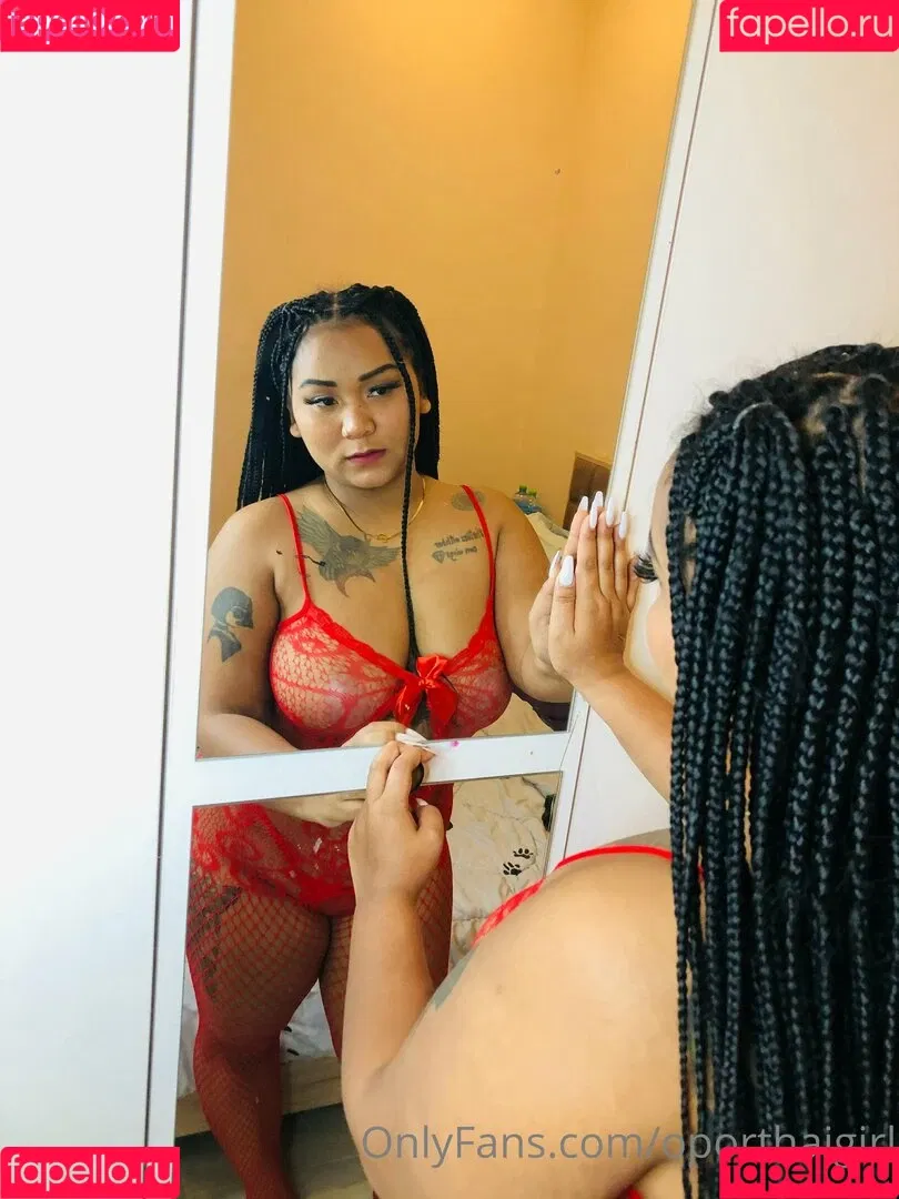 oporthaigirl Onlyfans Photo Gallery 