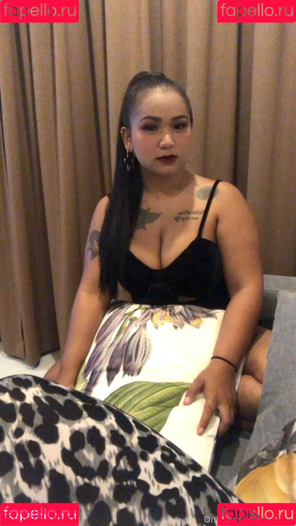 oporthaigirl Onlyfans Photo Gallery 