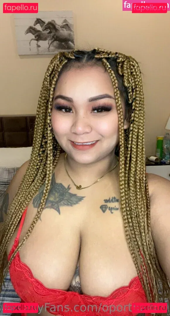 oporthaigirl Onlyfans Photo Gallery 