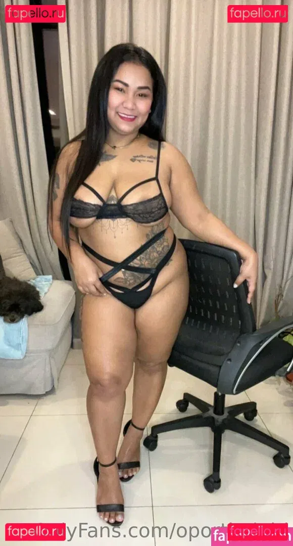 oporthaigirl Onlyfans Photo Gallery 