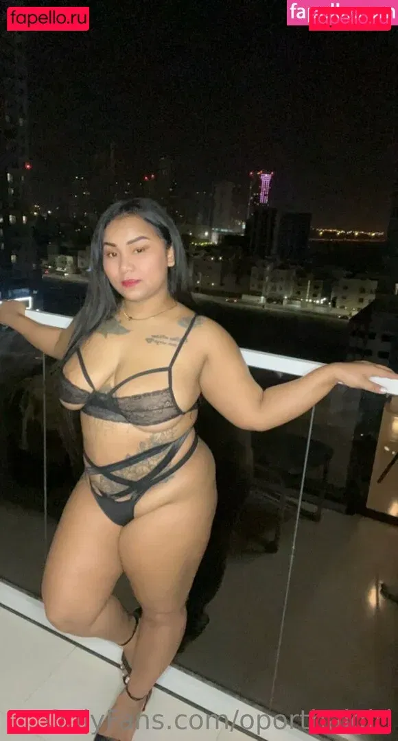 oporthaigirl Onlyfans Photo Gallery 