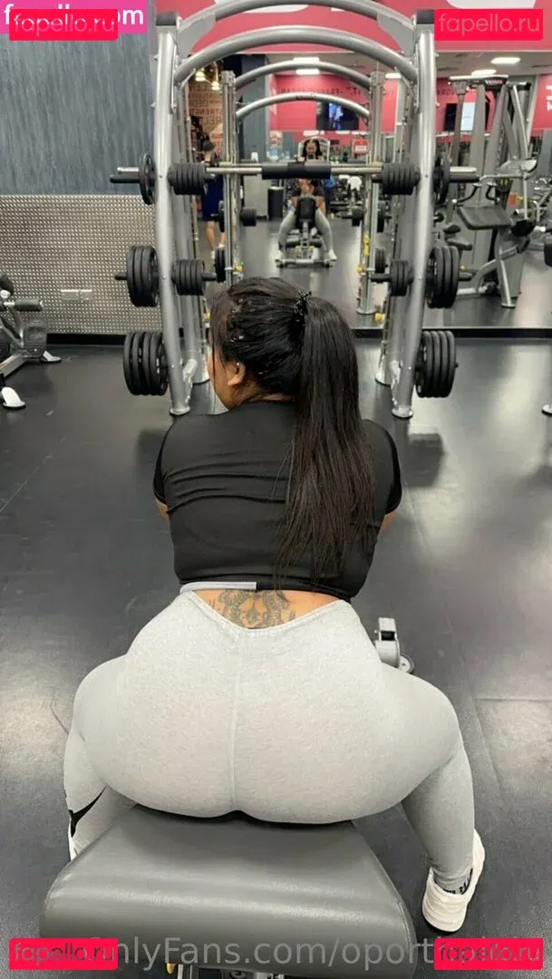 oporthaigirl Onlyfans Photo Gallery 