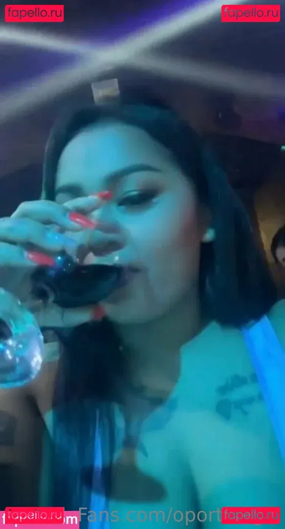 oporthaigirl Onlyfans Photo Gallery 