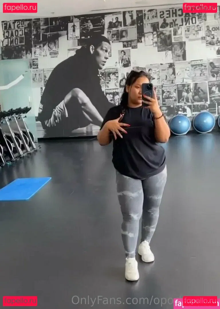 oporthaigirl Onlyfans Photo Gallery 