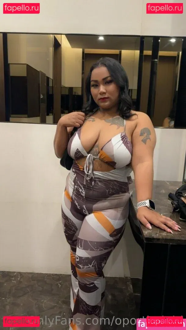 oporthaigirl Onlyfans Photo Gallery 