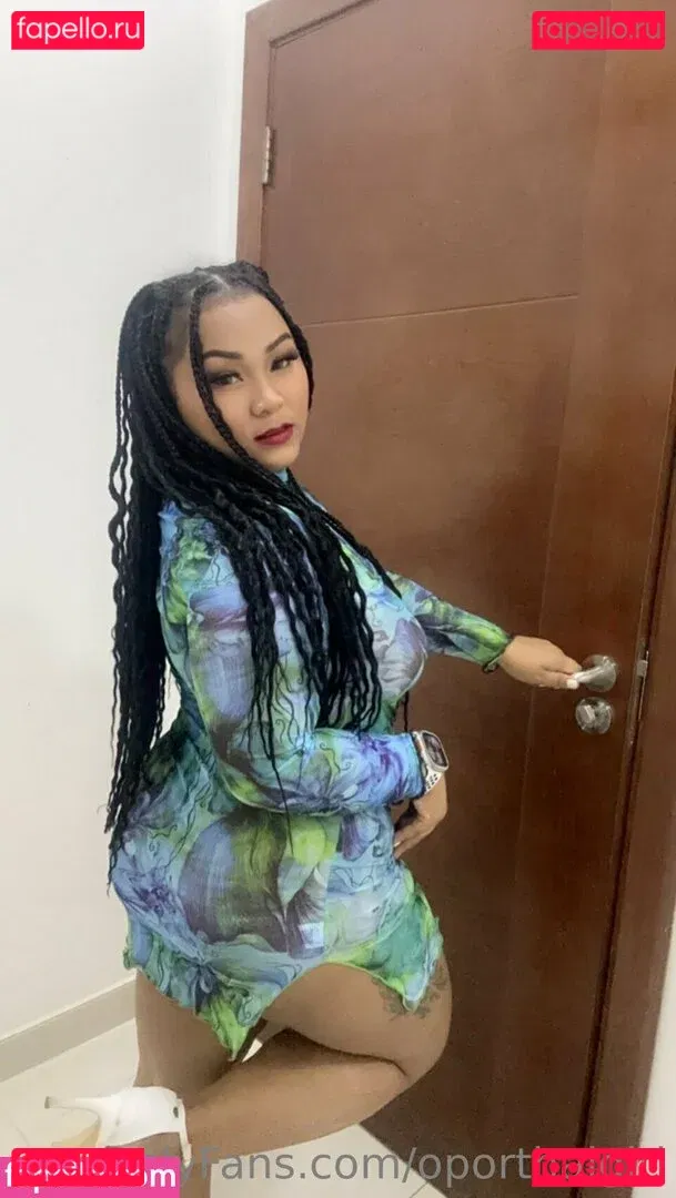 oporthaigirl Onlyfans Photo Gallery 