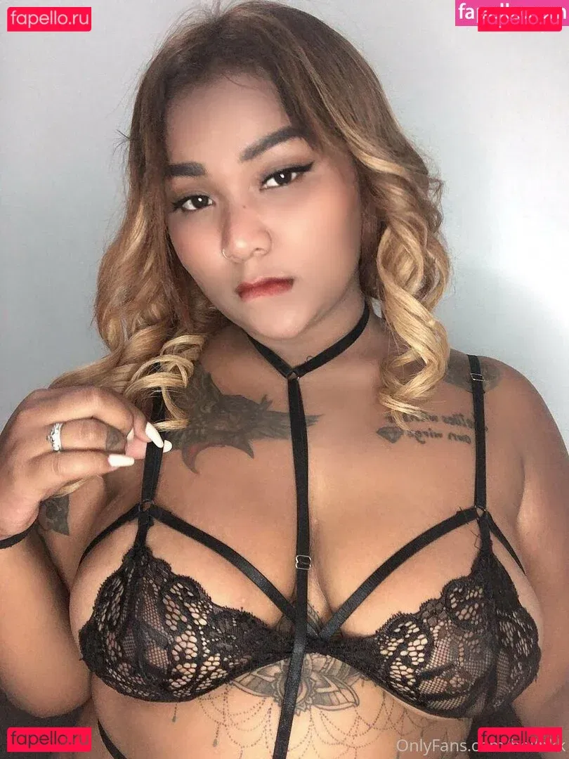 oporthaigirl Onlyfans Photo Gallery 