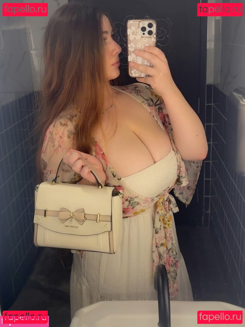 uwuhours Nude Onlyfans Photo 35