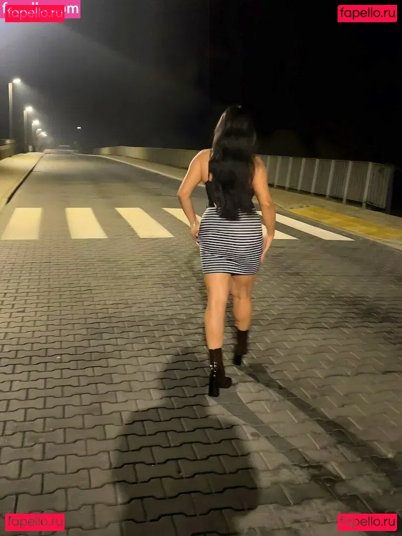 Arpa Roy Onlyfans Photo Gallery 