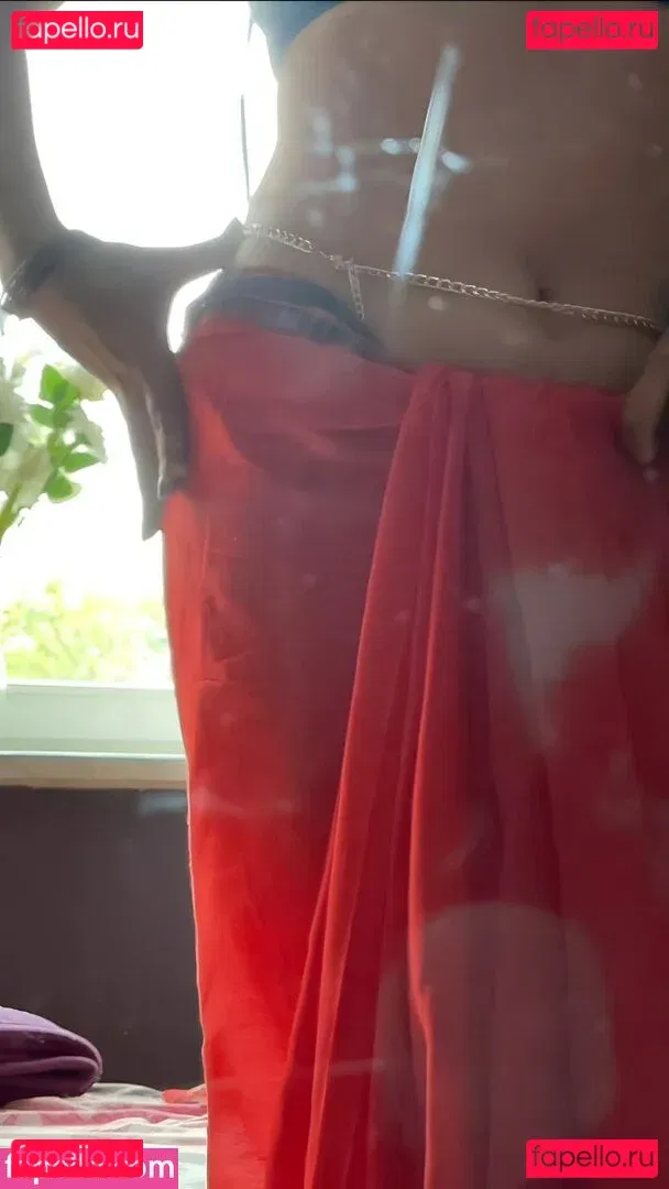 Arpa Roy Onlyfans Photo Gallery 