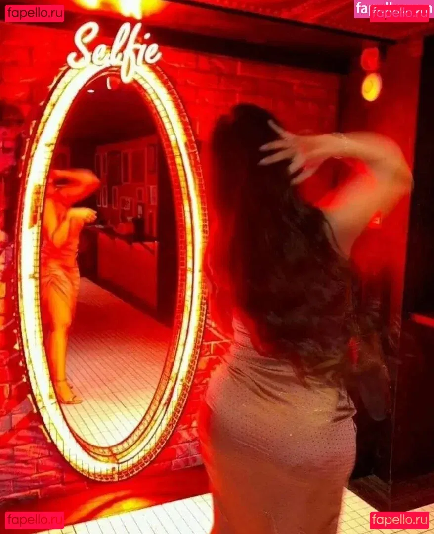 Arpa Roy Onlyfans Photo Gallery 