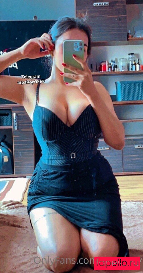 Arpa Roy Onlyfans Photo Gallery 