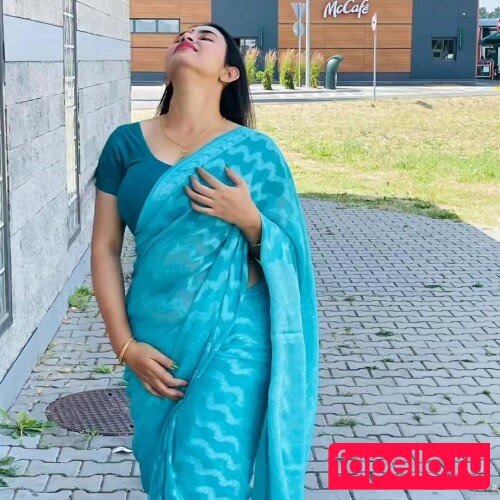 Arpa Roy Onlyfans Photo Gallery 