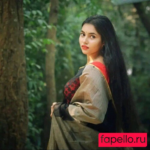 Arpa Roy Onlyfans Photo Gallery 