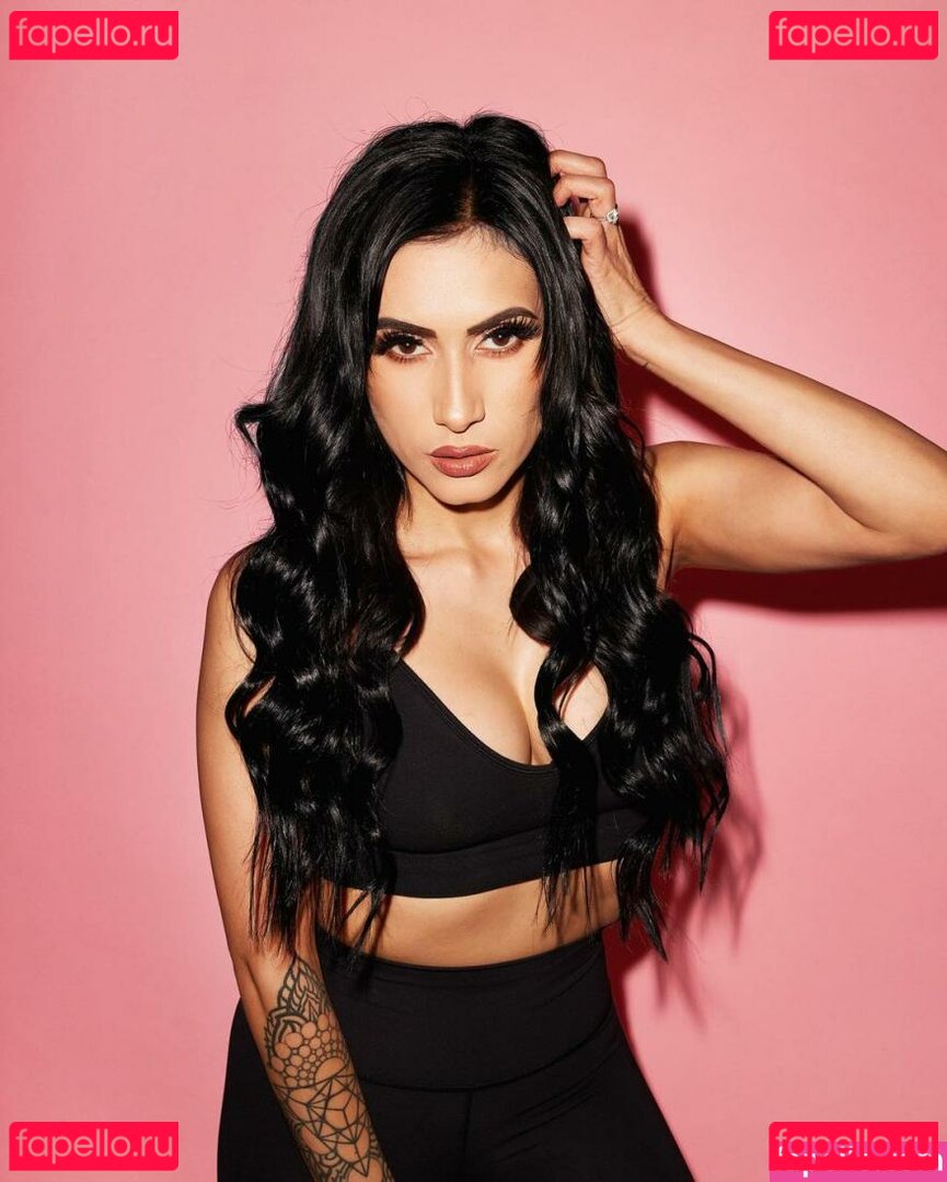 Cristina Vee Nude Onlyfans Photo 46