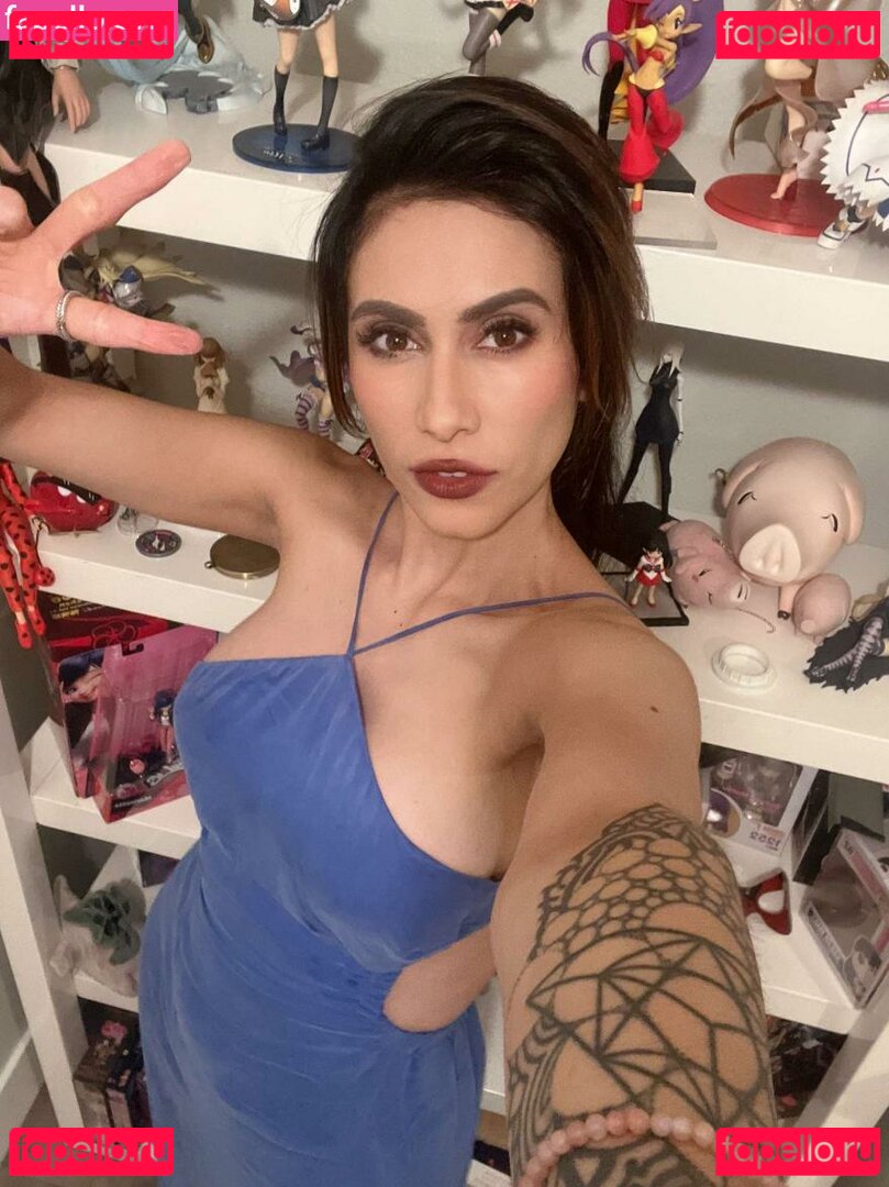 Cristina Vee Nude Onlyfans Photo 39