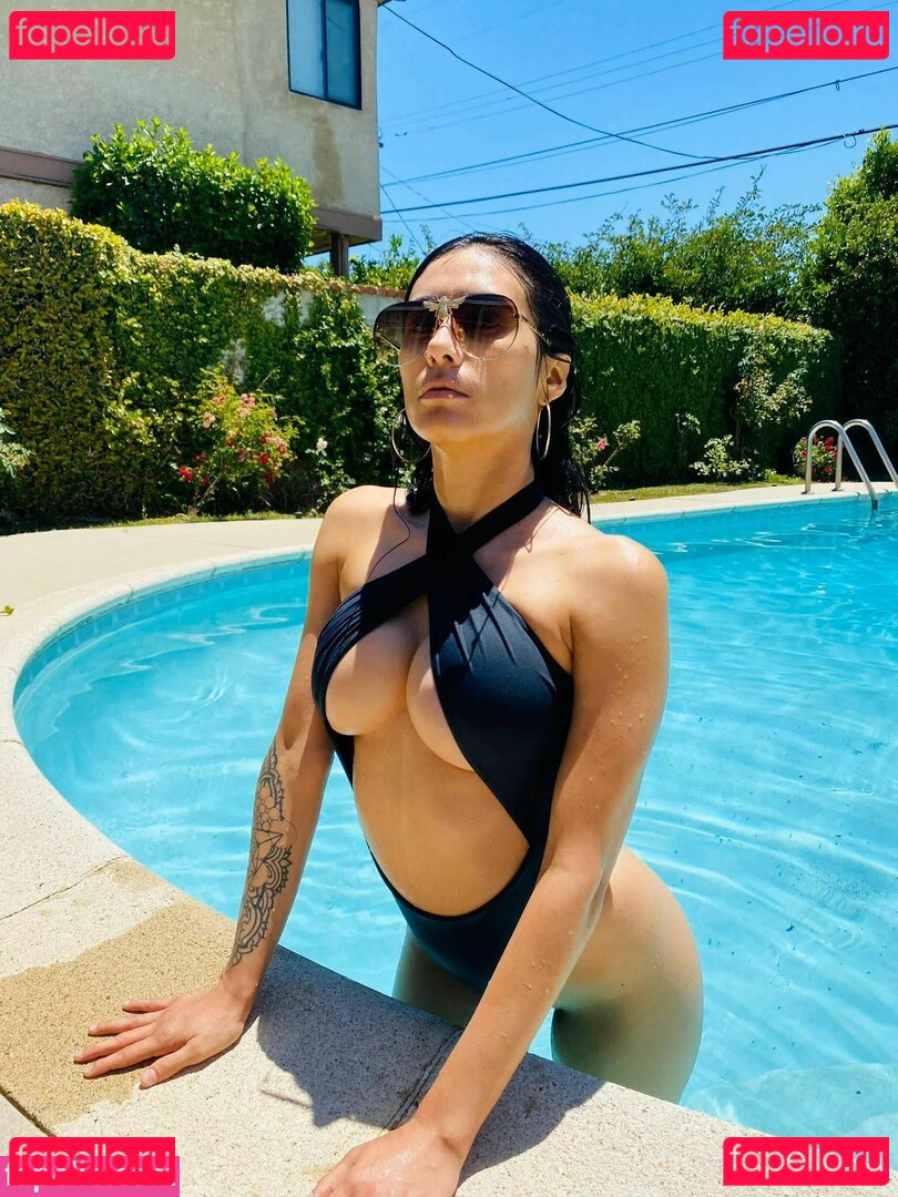 Cristina Vee Nude Onlyfans Photo 4