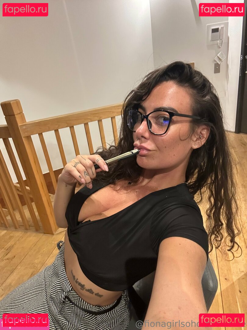 Fionagirlsoho Nude Onlyfans Photo 10