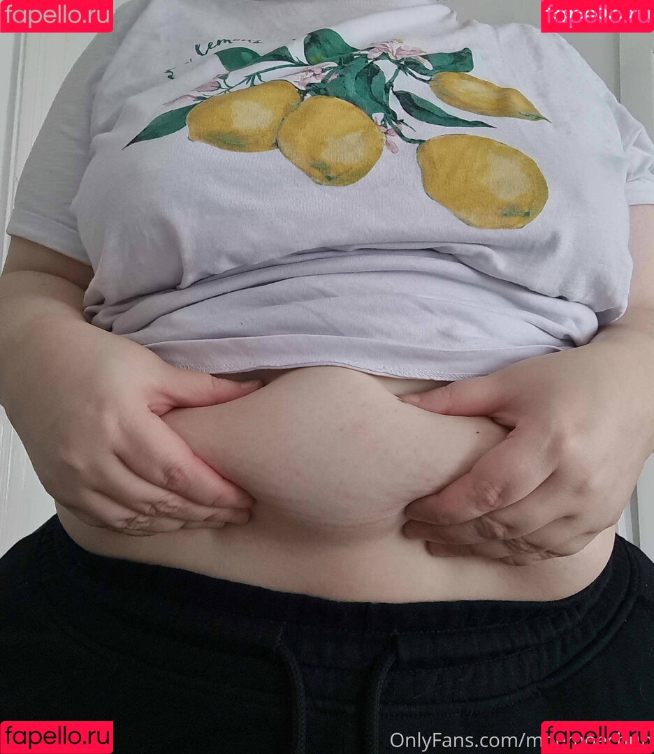 moemoechub Onlyfans Photo Gallery 