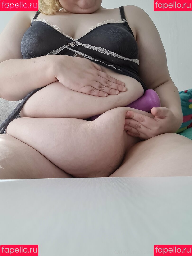 moemoechub Onlyfans Photo Gallery 