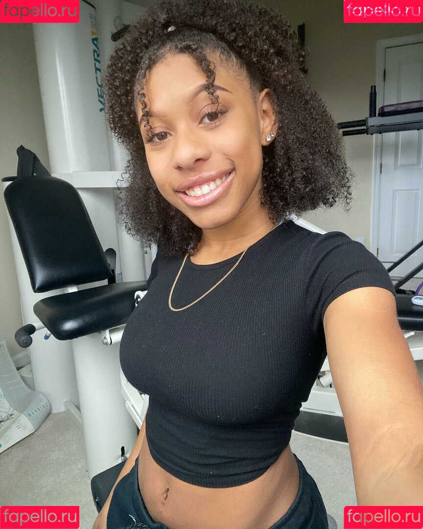 Elyse Rey Onlyfans Photo Gallery 