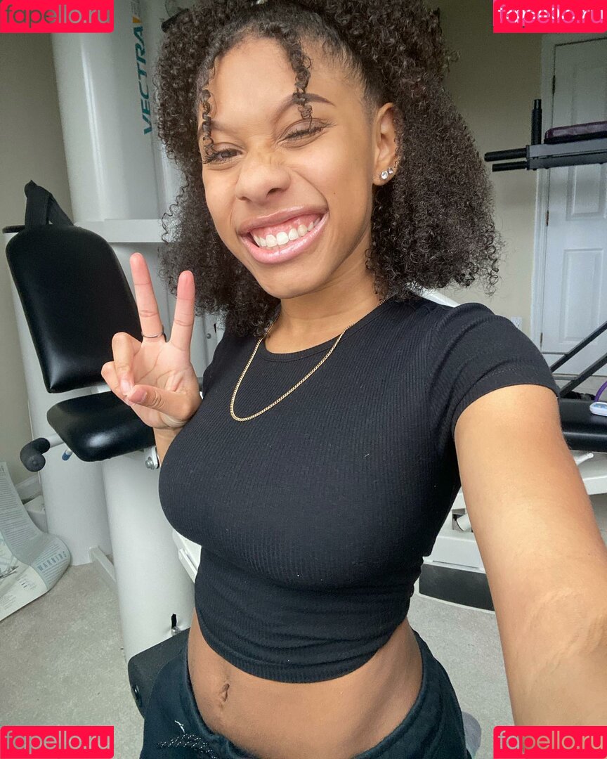 Elyse Rey Onlyfans Photo Gallery 