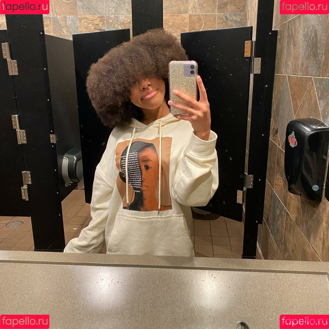 Elyse Rey Onlyfans Photo Gallery 