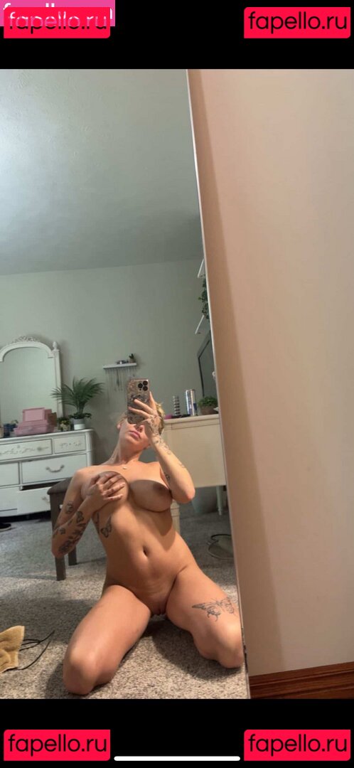 Sophuckingone Nude Onlyfans Photo 5