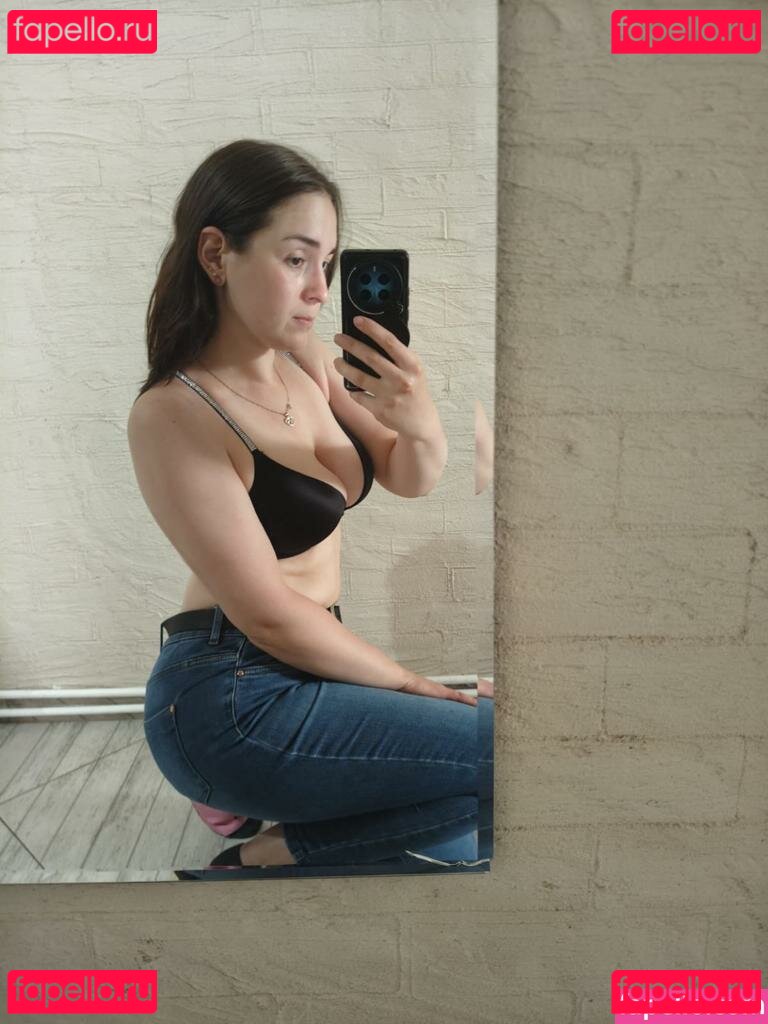 Emily Toh Nude Onlyfans Photo 33