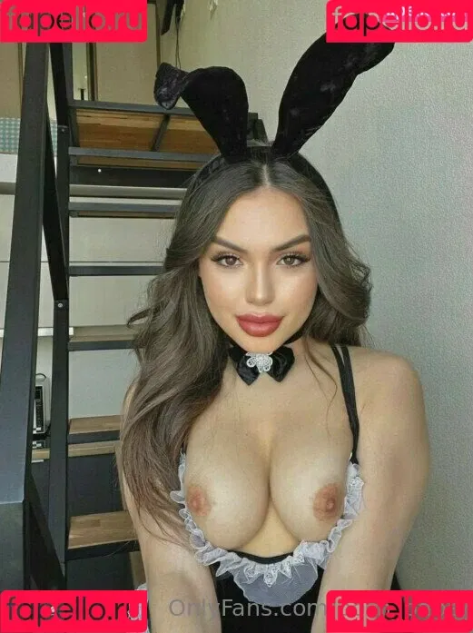 posh_babe Onlyfans Photo Gallery 