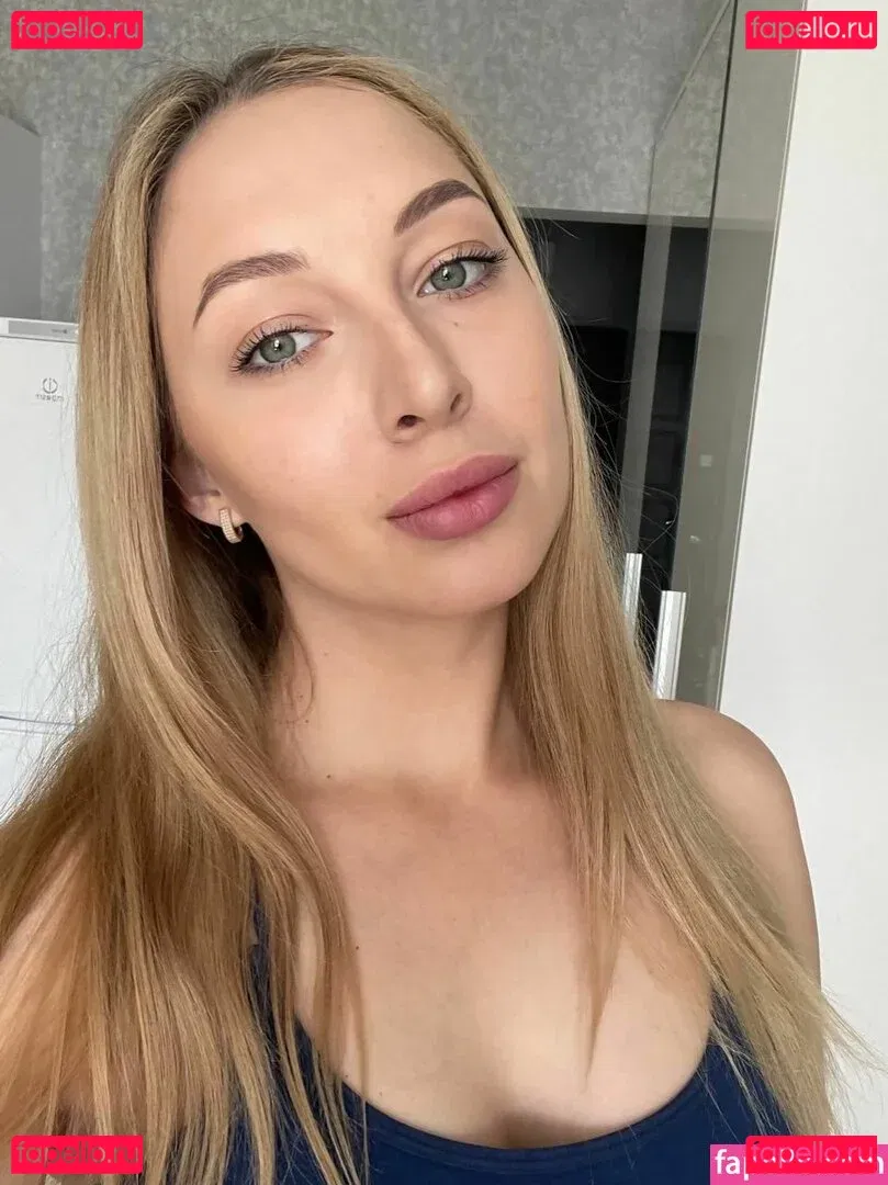 posh_babe Onlyfans Photo Gallery 