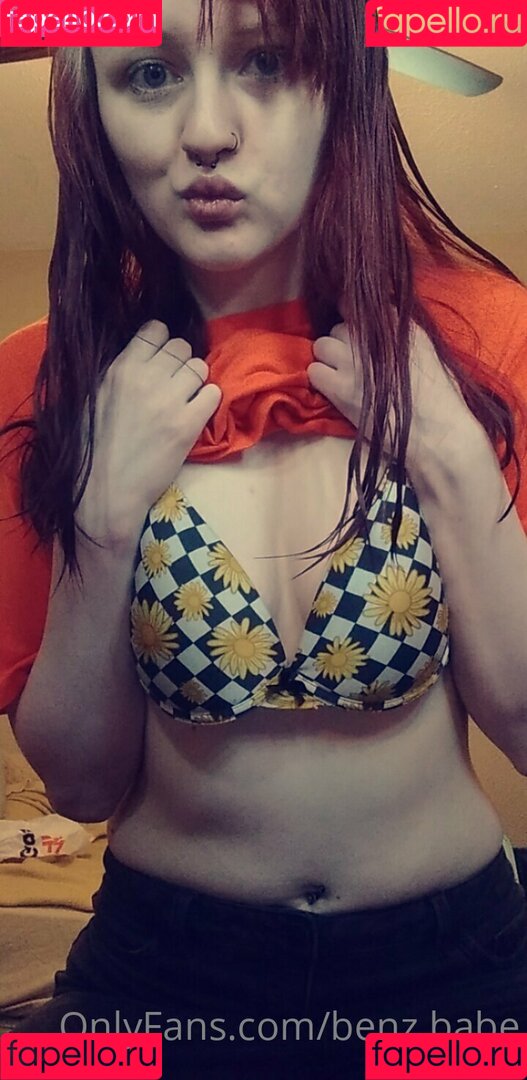 benz.babe Onlyfans Photo Gallery 