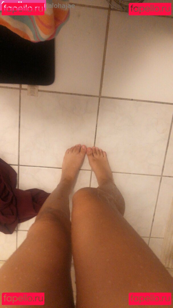 alohakittyyy Nude Onlyfans Photo 8