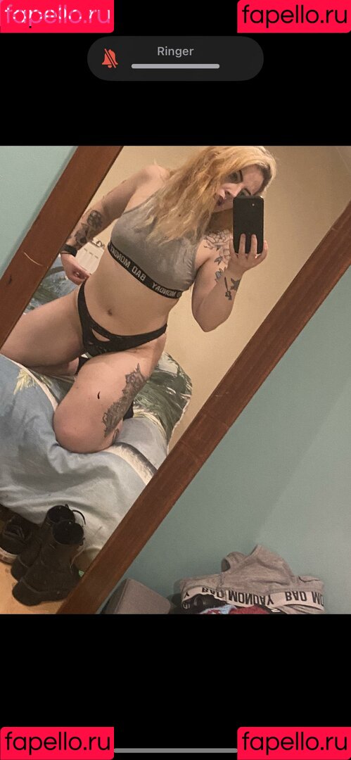 Spitwicked Onlyfans Photo Gallery 