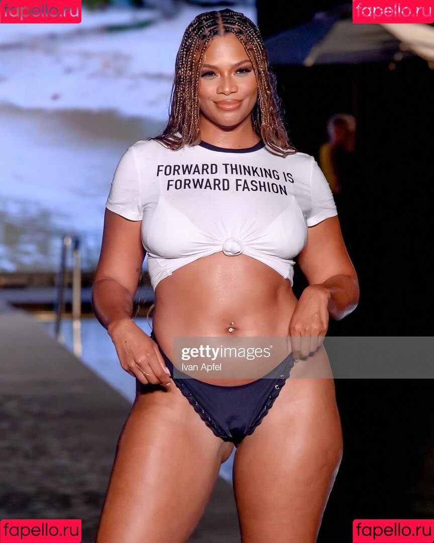 Kamie Crawford Onlyfans Photo Gallery 