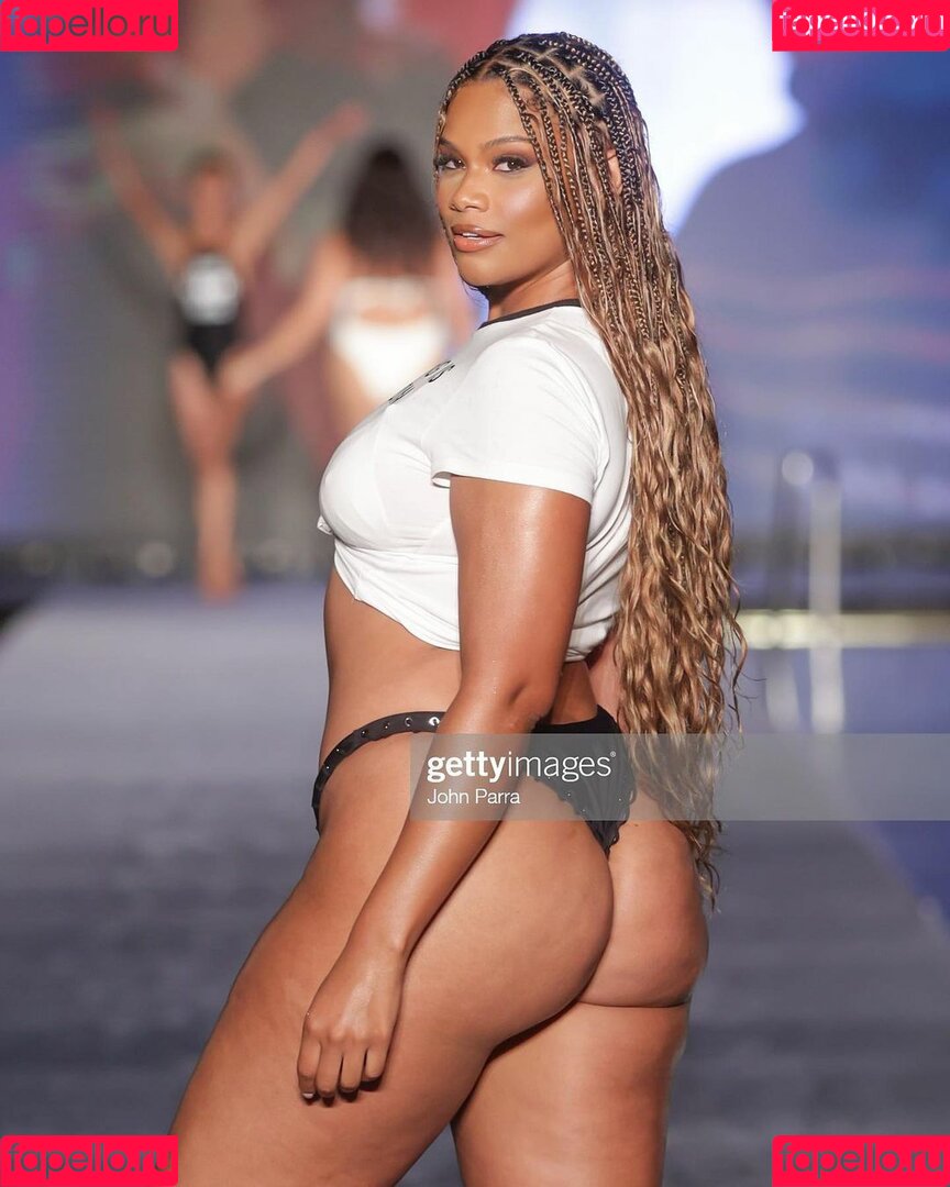 Kamie Crawford Onlyfans Photo Gallery 