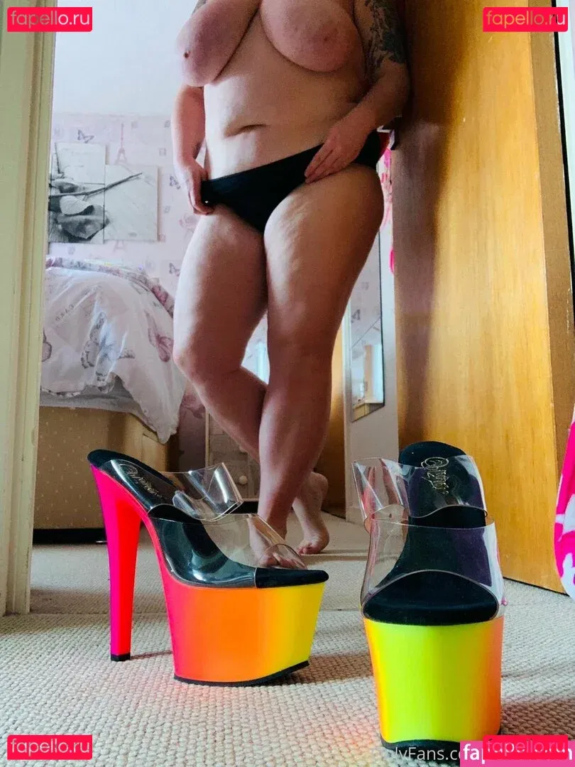 misskcups Onlyfans Photo Gallery 