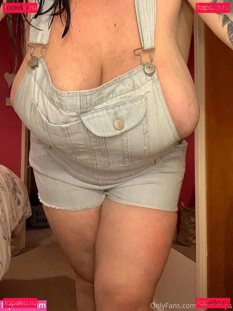 misskcups Onlyfans Photo Gallery 